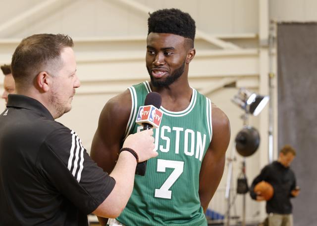 不禁令人深 不禁令人深