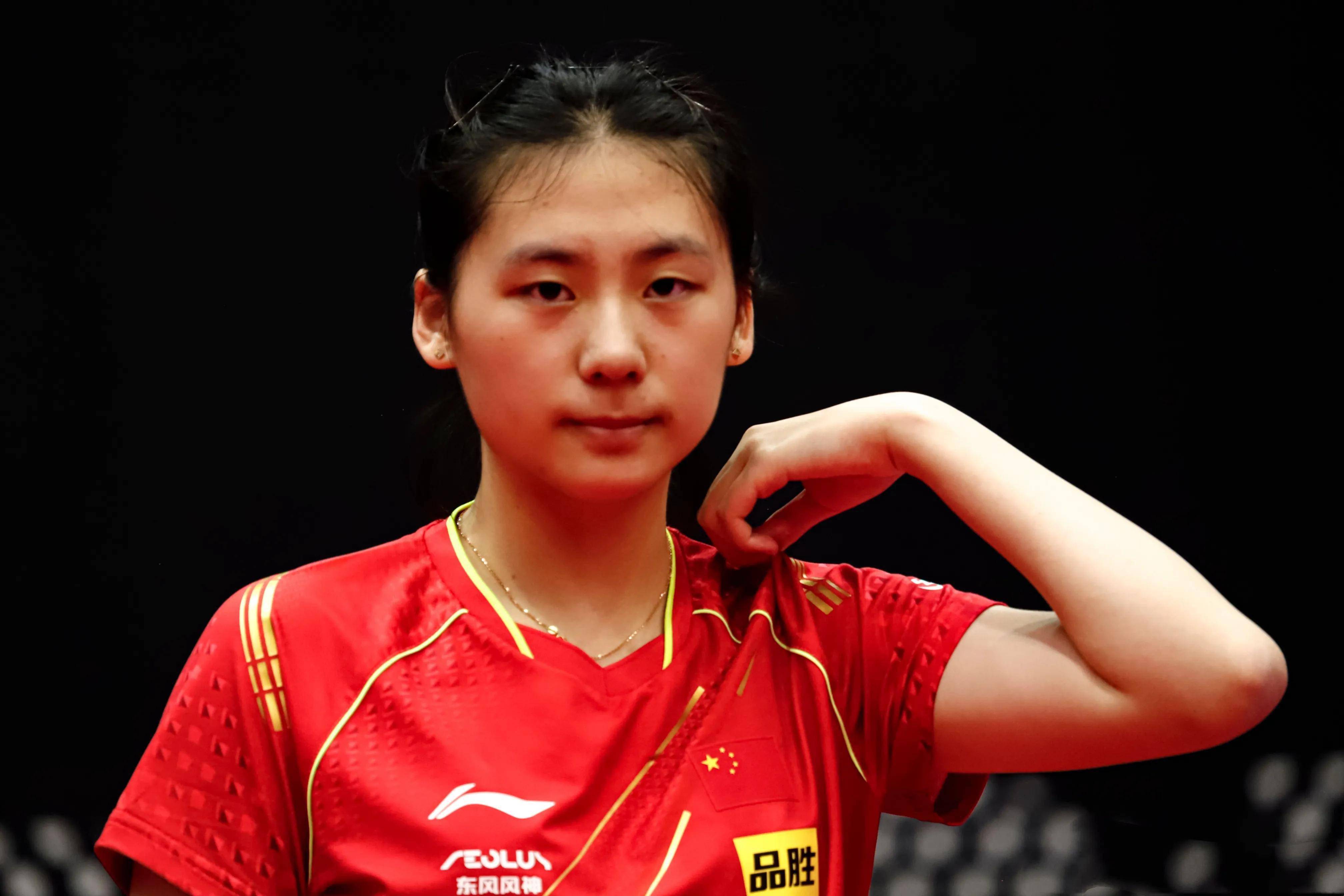 牢牢掌控在 牢牢掌控在